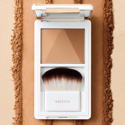 Атоми Бронзер для скульптурирования лица